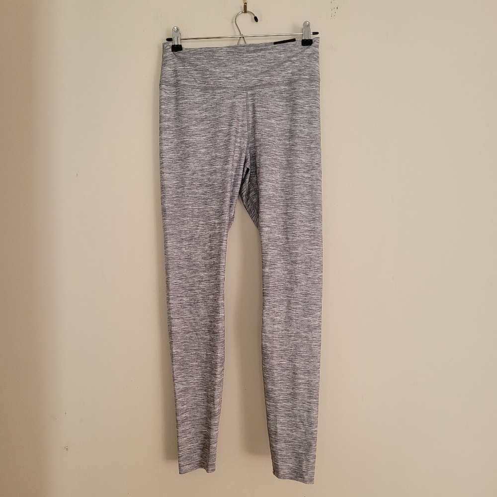 NWT Nike One Luxe Women's Mid Rise Leggings Grey
